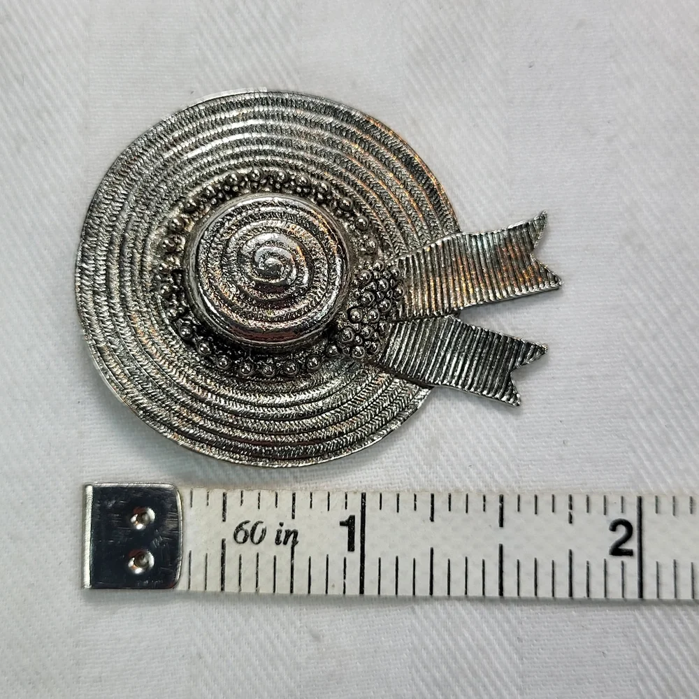 Silver Tone Hat Shaped BROOCH Pin Straw Sun Hat Wide Brim Ribbon Flowers